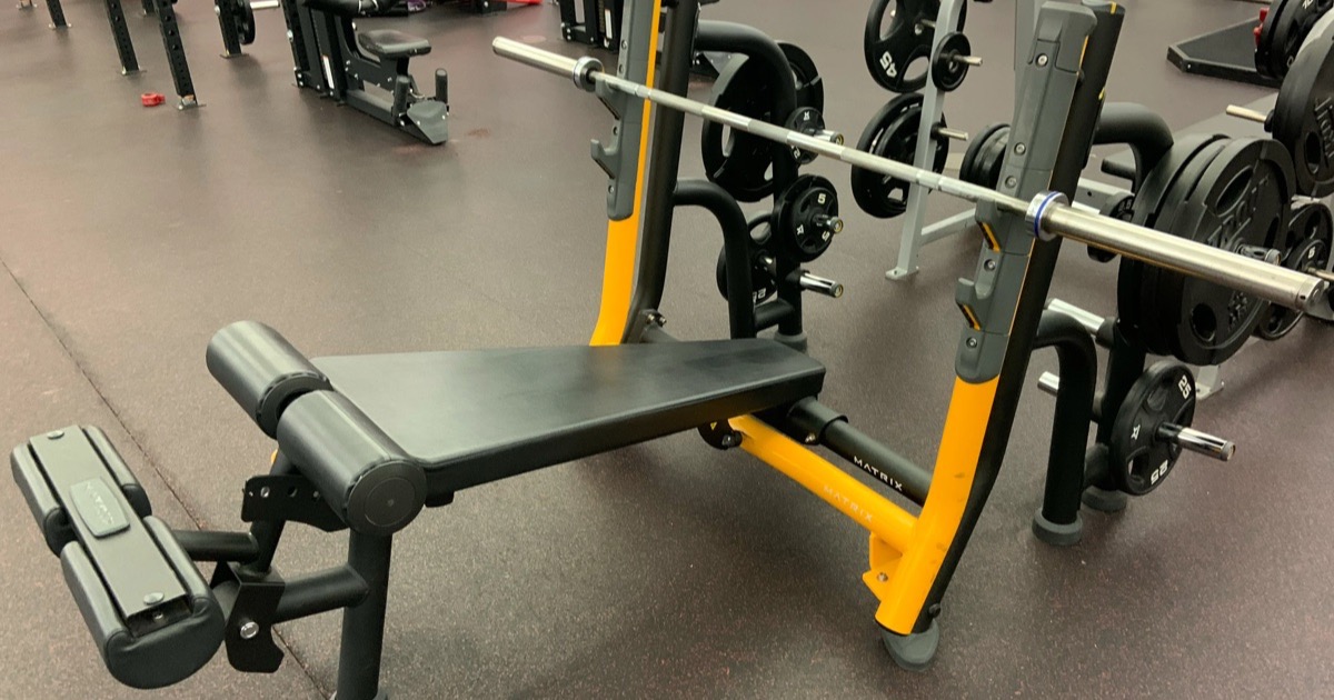 How Many Sets and Reps Build Muscle? Evidence, Not Bro Science